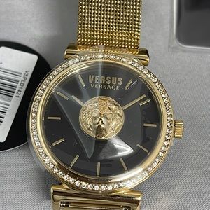 Brand new with Tag Versus by Versace Diamond series Woman’s Gold with gold belt